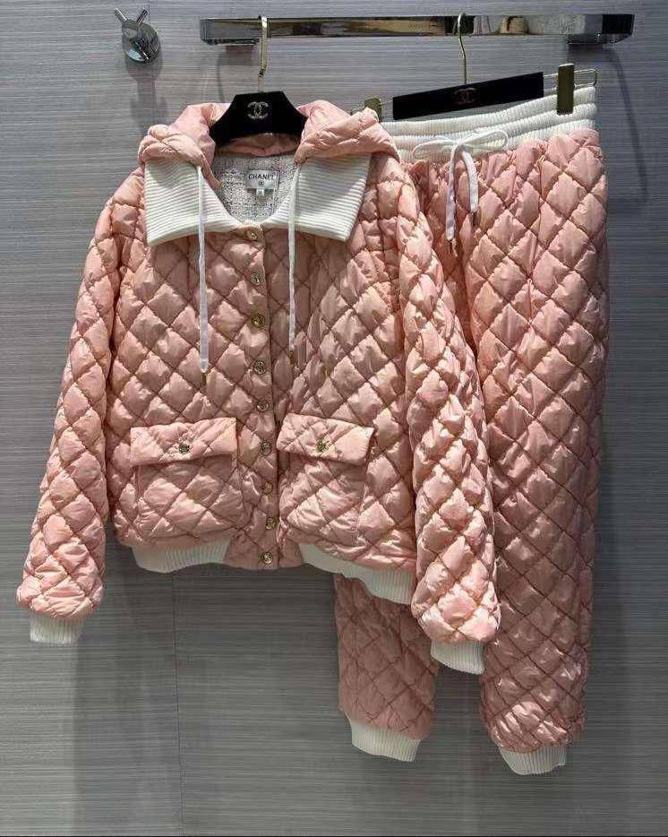 Стеганый костюм женский Chanel BP-23857 премиум Стеганый костюм женский Chanel BP-23857 премиум