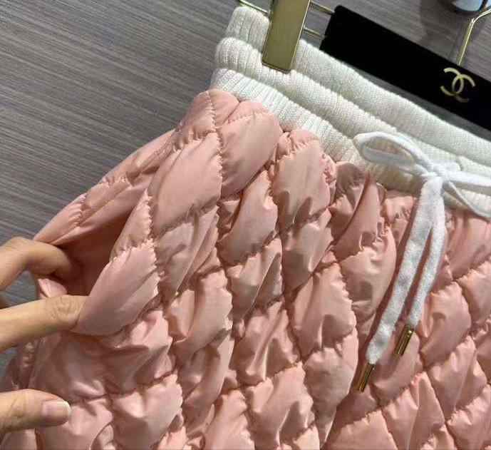 Стеганый костюм женский Chanel BP-23857 премиум Стеганый костюм женский Chanel BP-23857 премиум