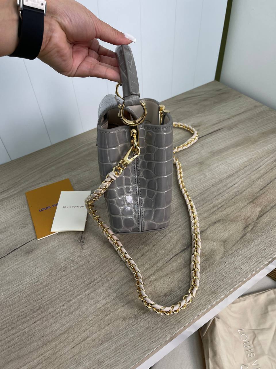 CAPUCINES женская сумка премиум 21 см Louis Vuitton BP-19734 CAPUCINES женская сумка премиум 21 см Louis Vuitton BP-19734