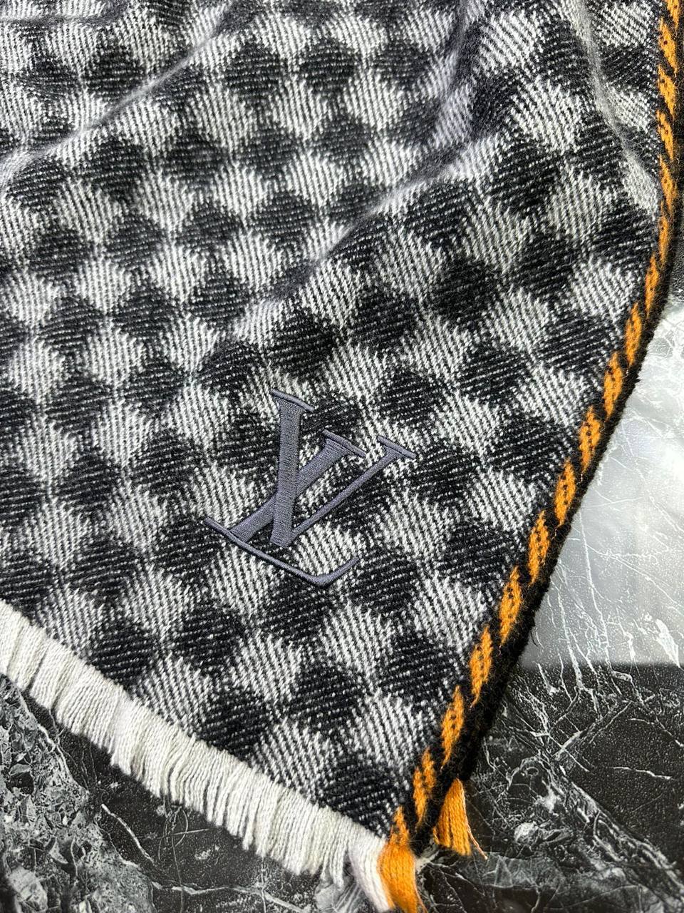 Шарф стильный Louis Vuitton BP-40901 Шарф стильный Louis Vuitton BP-40901