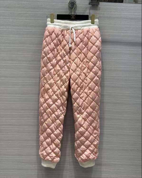 Стеганый костюм женский Chanel BP-23857 премиум Стеганый костюм женский Chanel BP-23857 премиум