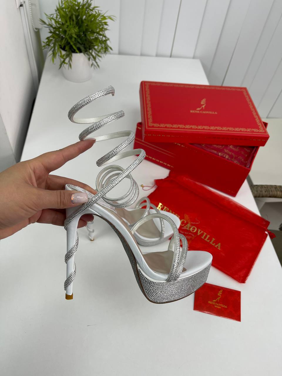 Босоножки коллекционные Rene Caovilla BP-30404 Босоножки коллекционные Rene Caovilla BP-30404