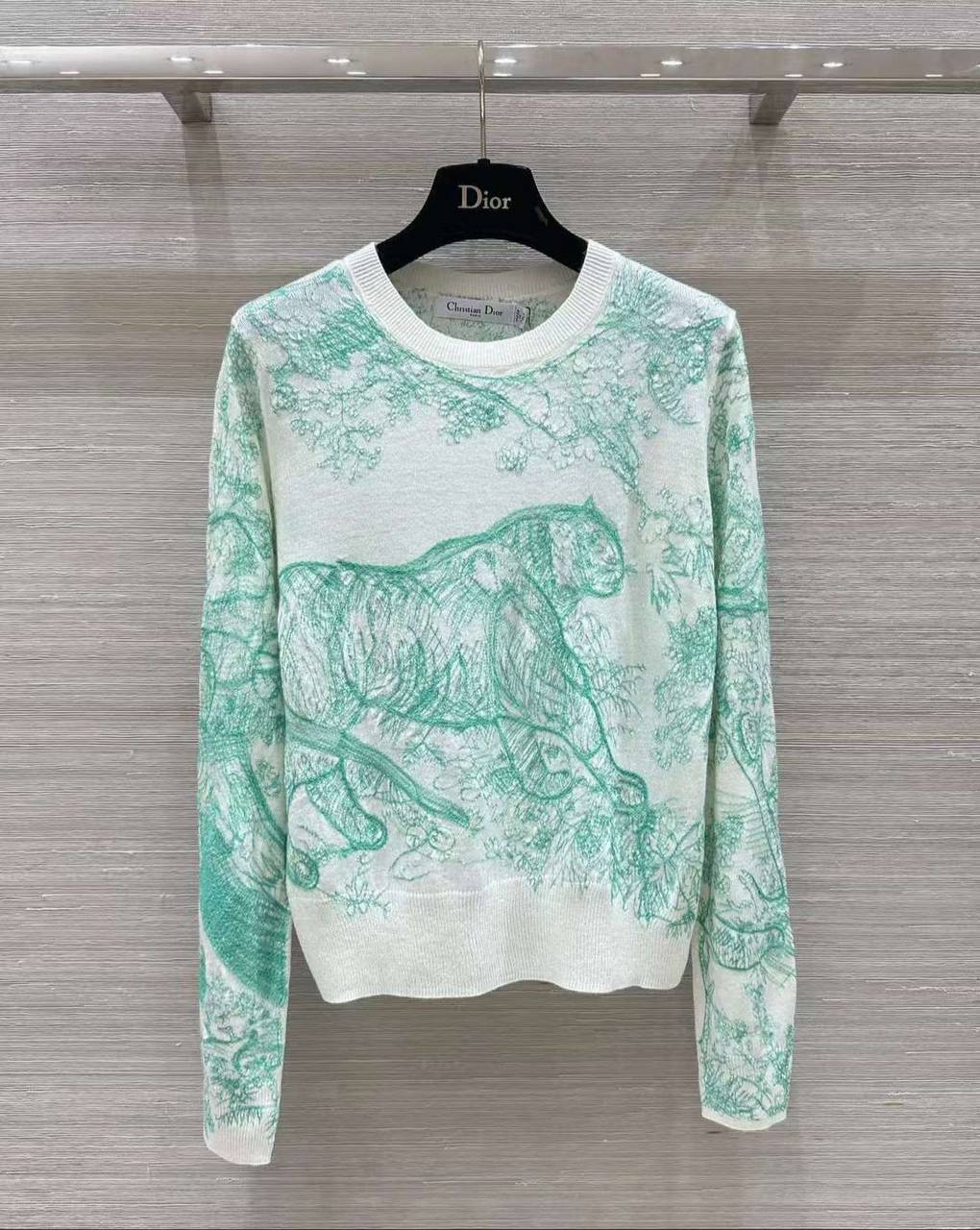 Премиум свитер Christian Dior BP-53400 Премиум свитер Christian Dior BP-53400