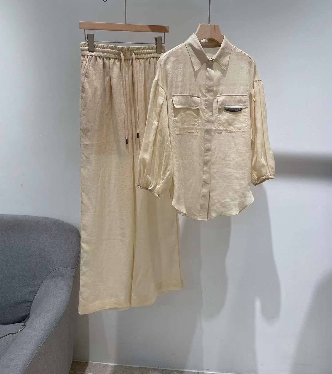 Лимитированный льняной костюм BC BP-30128 Лимитированный льняной костюм BC BP-30128