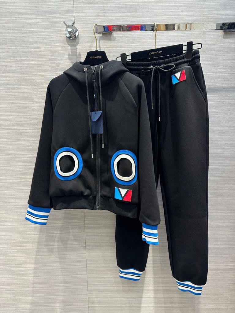 Спортивный костюм Louis Vuitton коллекционный BP-43712 Спортивный костюм Louis Vuitton коллекционный BP-43712