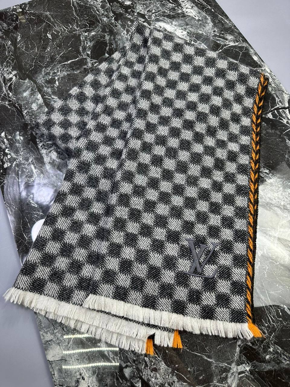 Шарф стильный Louis Vuitton BP-40901 Шарф стильный Louis Vuitton BP-40901