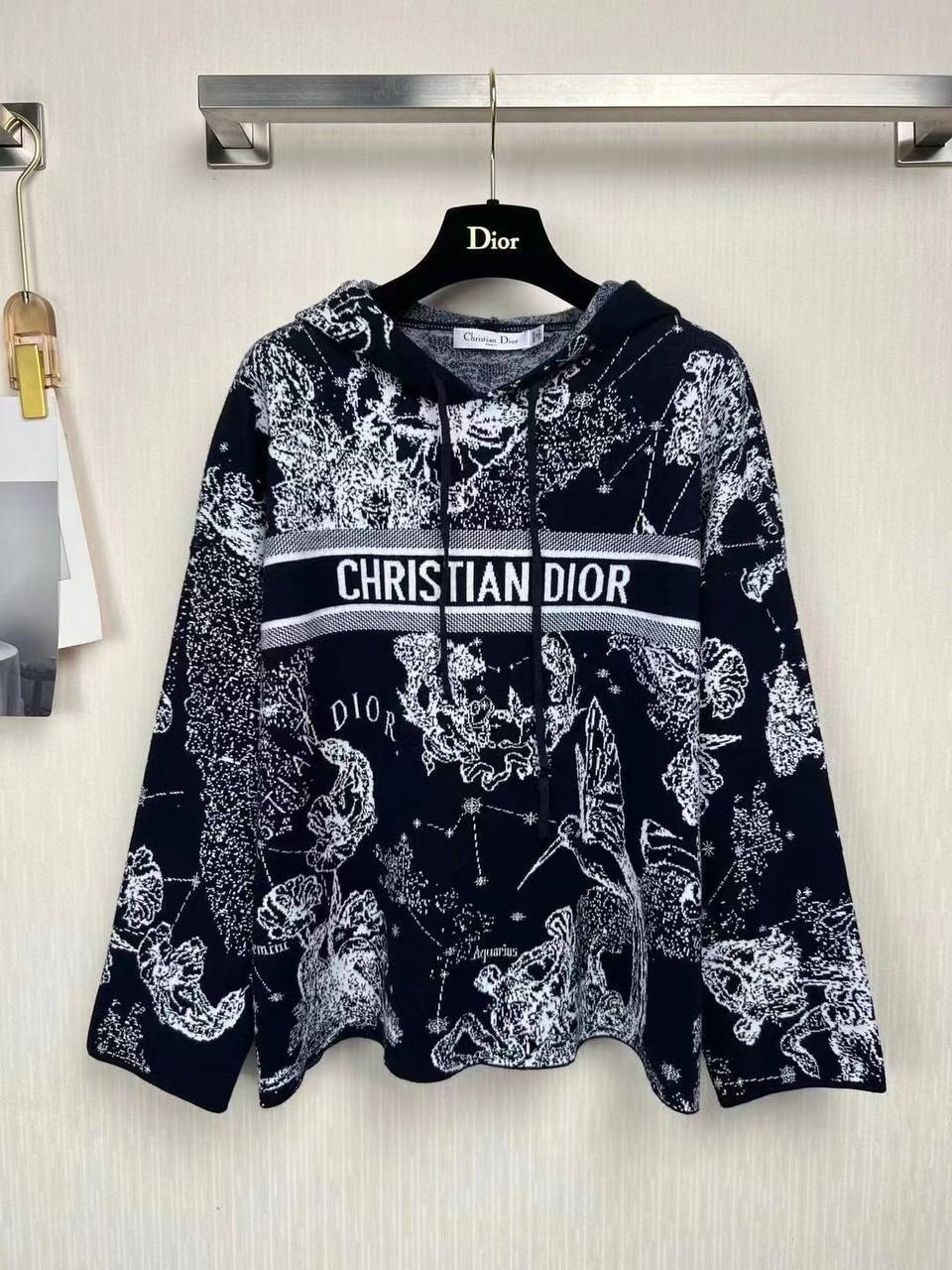 Дизайнерский костюм Christian Dior BP-15089 Дизайнерский костюм Christian Dior BP-15089