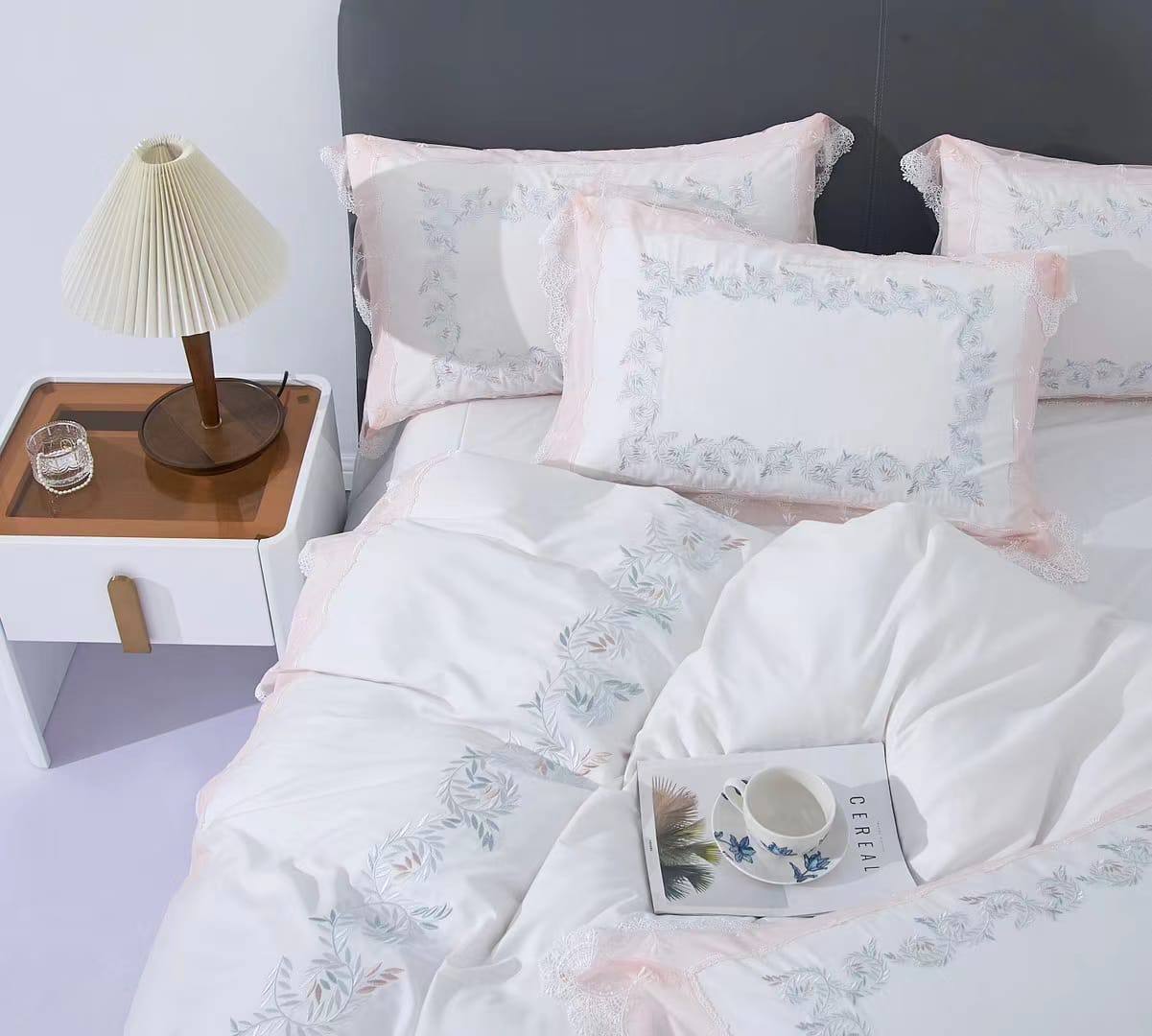 Комплект постельного белья Blumarine BP-26502 Комплект постельного белья Blumarine BP-26502