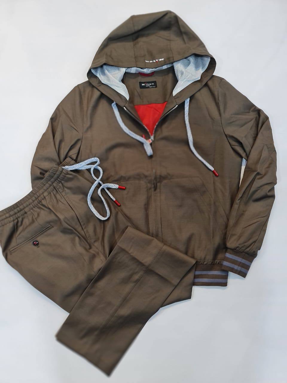 Премиум костюм Kiton BP-15254 спортивный Премиум костюм Kiton BP-15254 спортивный