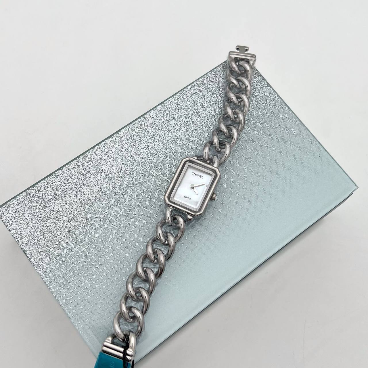 Дизайнерские часы Chanel BP-46901 Дизайнерские часы Chanel BP-46901