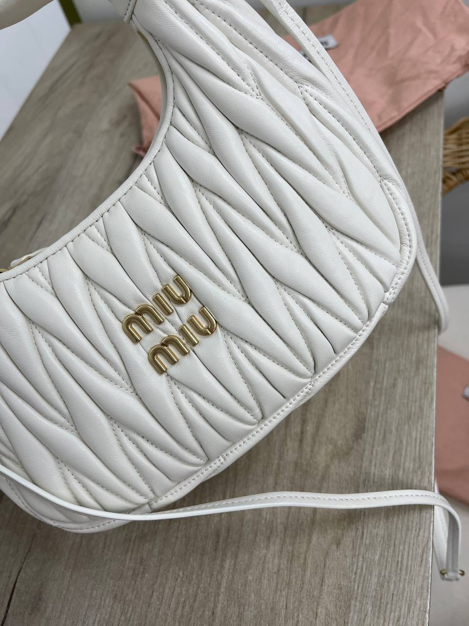 Женская коллекционная сумка Miu Miu BP-32744 Женская коллекционная сумка Miu Miu BP-32744