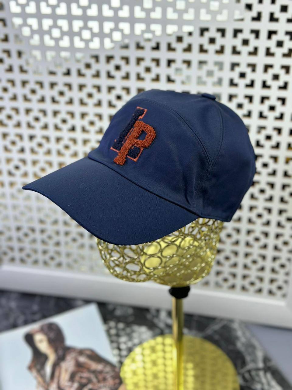 Бейсболка стильная Loro Piana BP-39984 Бейсболка стильная Loro Piana BP-39984