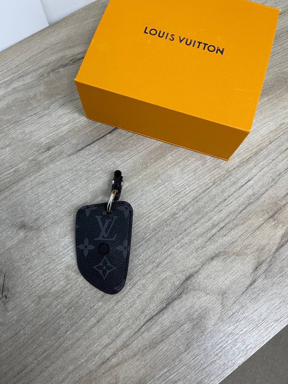 Брелок Louis Vuitton BP-29606 стильный Брелок Louis Vuitton BP-29606 стильный