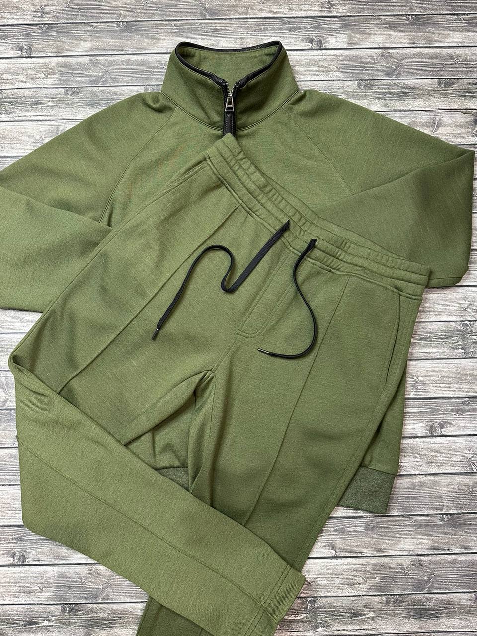 Костюм спортивный со вставками из кожи Tom Ford BP-26206 Костюм спортивный со вставками из кожи Tom Ford BP-26206