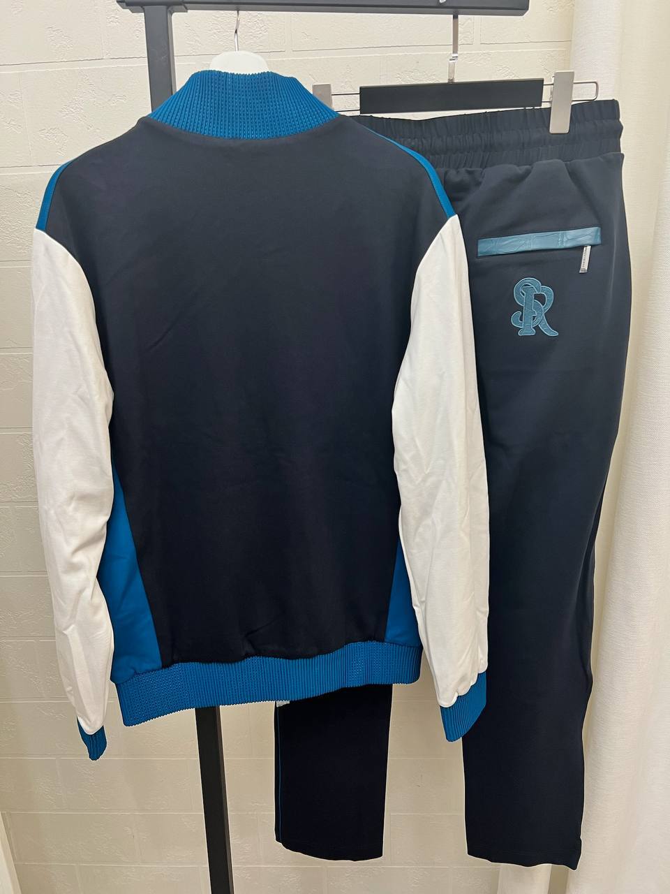 Спортивный костюм Stefano Ricci BP-47827 Спортивный костюм Stefano Ricci BP-47827