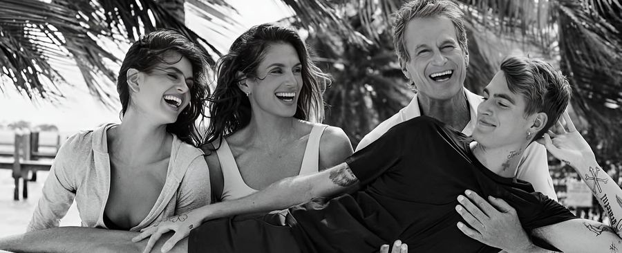 Синди Кроуфорд и Vuori: икона стиля в новой эре спортивной моды