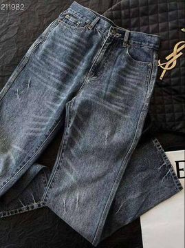 Трендовые джинсы Yves Saint Laurent BP-28495
