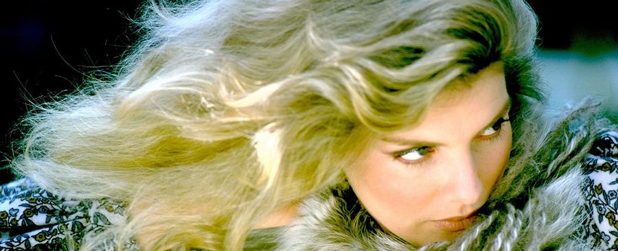 Рене Руссо: от подиума к Голливуду — путь от иконы моды до кинозвезды