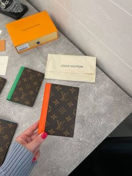 Элитная обложка на паспорт Louis Vuitton BP-47906