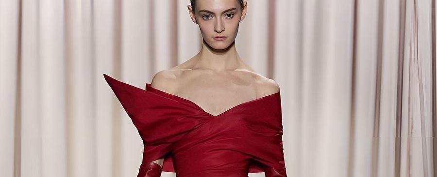 Giambattista Valli весна-лето 2025: ода романтике и роскоши