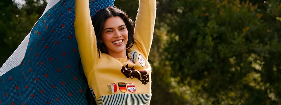 Кендалл Дженнер: образ летнего аватара от FWRD