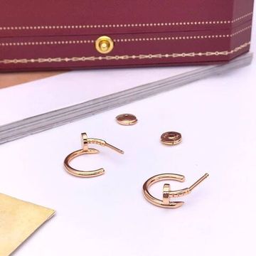 Трендовые серьги Cartier BP-53093