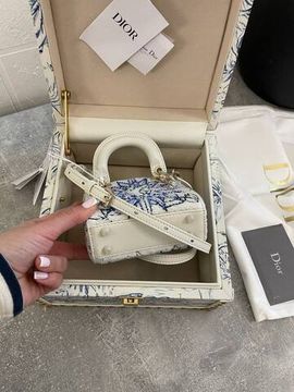 Элитная сумка Lady Dior от Christian Dior BP-49348