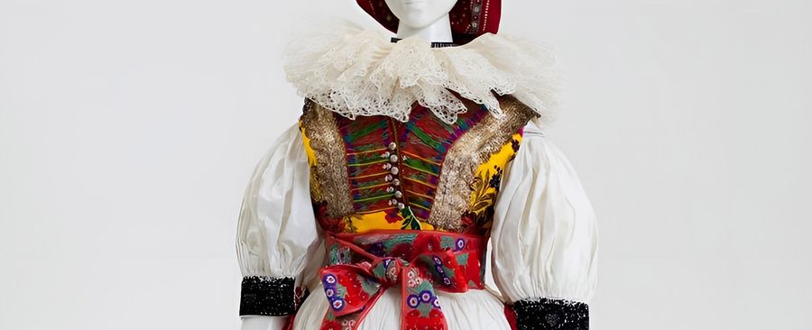 Hanácký kroj: Искусство моды, сохранившее чешские традиции